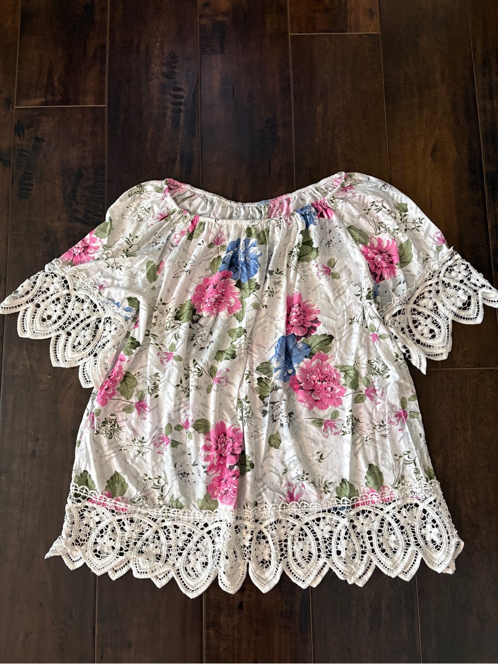 Unbranded Floral Lace-Trim Top | Approx. Size XL - Picture 4 of 4